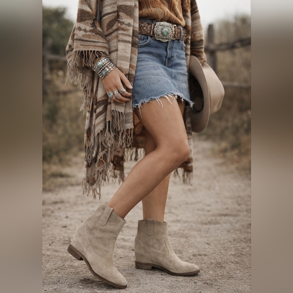 OTBT Shoes - OTBT sandpiper grey suede leather hidden heel boot western made in romania 7.5
